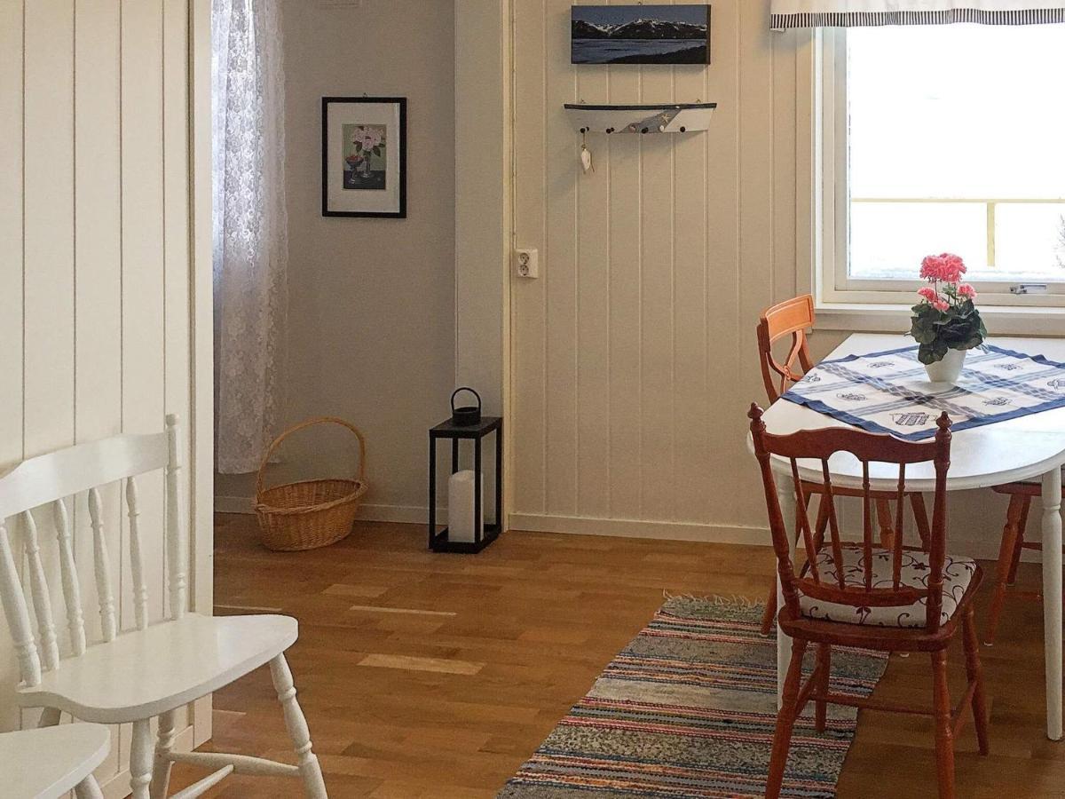 6 Person Holiday Home In Olderdalen Esterno foto
